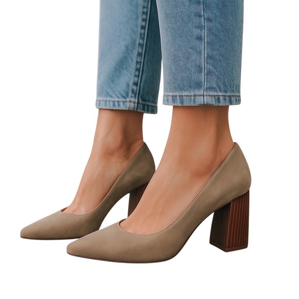 Matiko Shoes Womens 8 Beige Suede Chunky Heel Pump Minimalist Parisian Chic